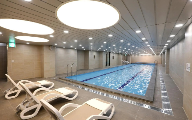 Seogwipo JS Hotel