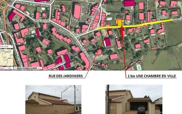 Une chambre en ville