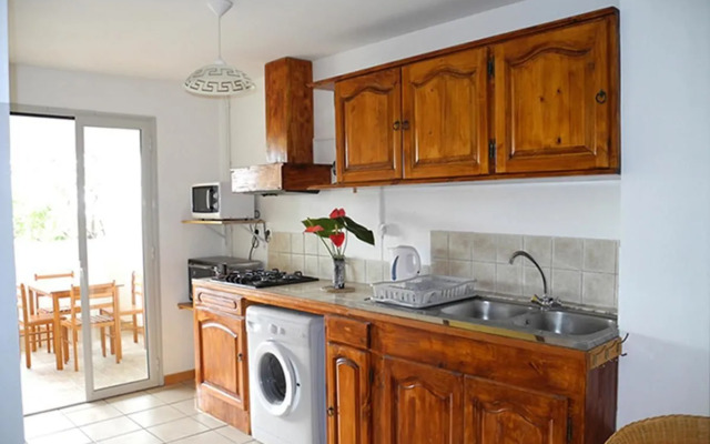 Les Hibiscus de la Rivière