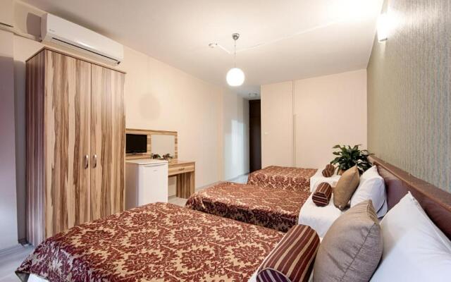 Di̇nar Hotel