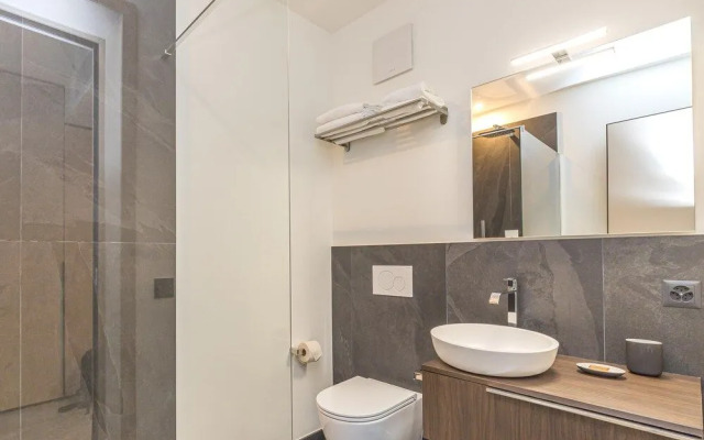 Icon H 209 Suite Micro-living