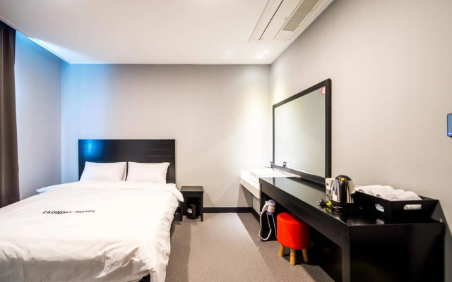 Ekonomy Hotel Sokcho
