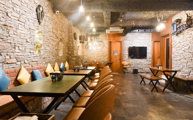 Hotel Gems Inn