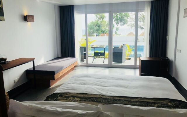 Beach River Resort