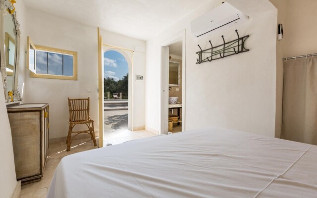 3673 Trullo Antica Puglia by Perle di Puglia