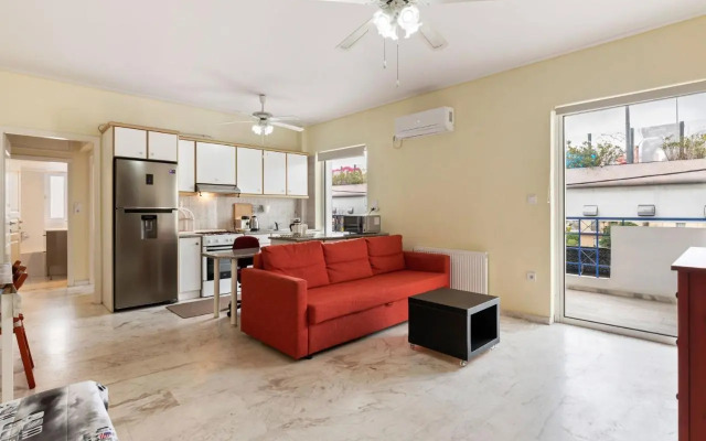 Homely Apartment in Piraeus with Balcony