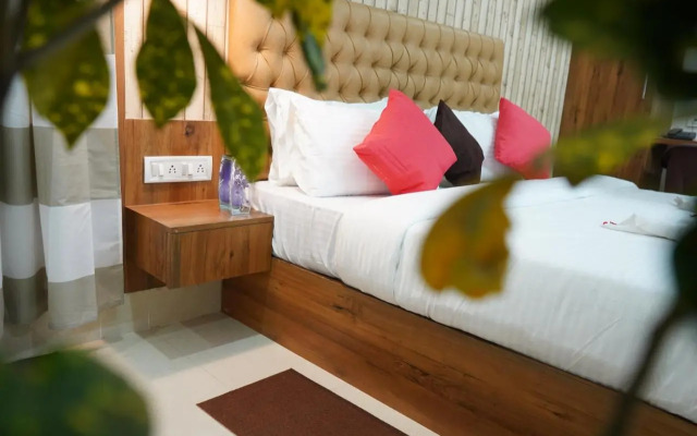 Homey Suites - Vizag Beach