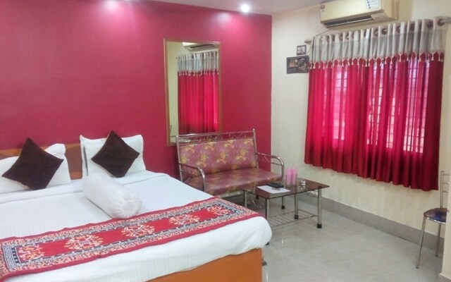 Sheelas Guest House & Restaurant