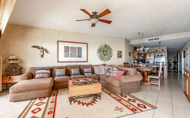 Sonoran Sea 3BR SSE 701 Upper by Casago