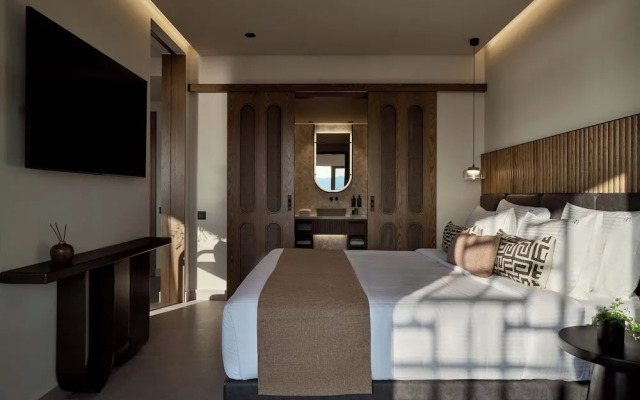 Rocca A Mare Heraklion - Handwritten Collection