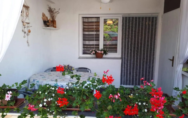 Apartman Mira II