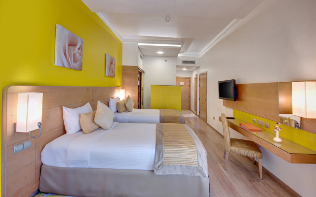 Al Khoory Executive Hotel
