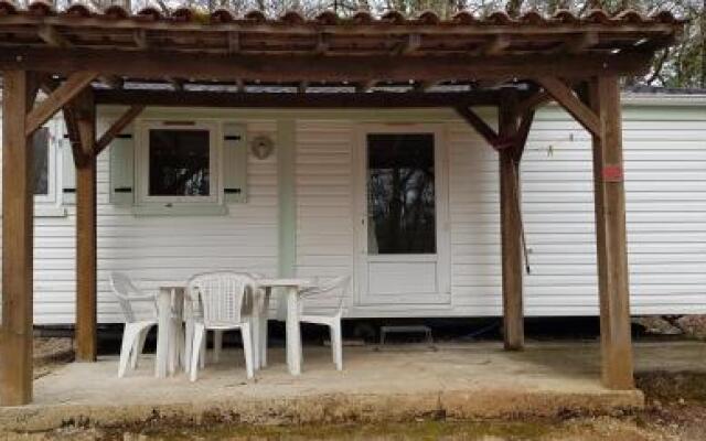 Camping De Feneyrolles