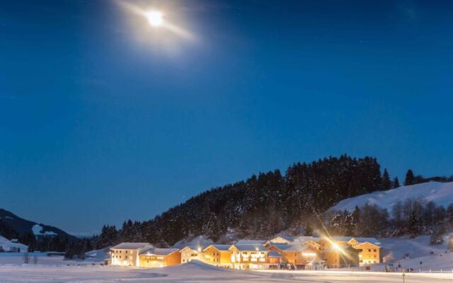 Pradas Resort - 2.5 Zimmer Premium