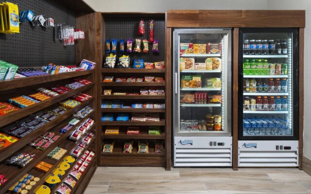 Four Points by Sheraton Dallas Arlington Entertainment District