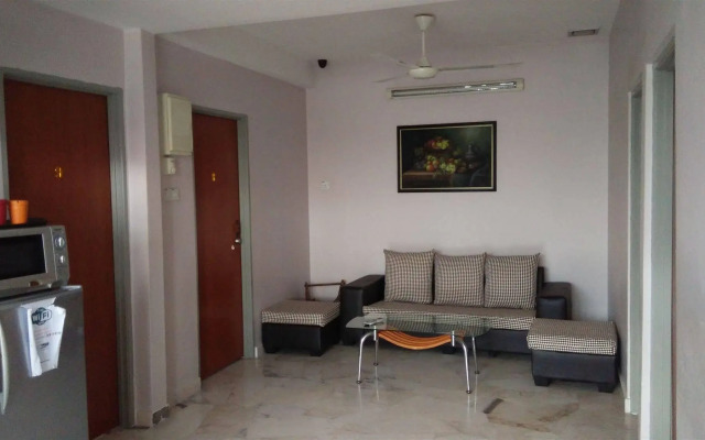 Bercham Vacation House