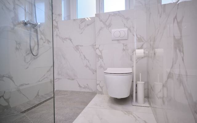 LaMer Luxury Suite by Litto