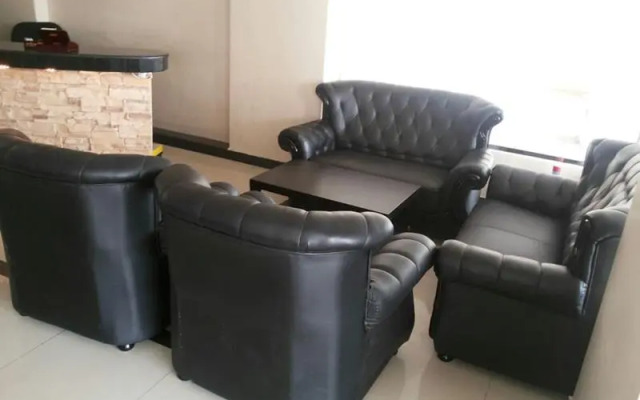 Weam Furnished Apartment (Families only)