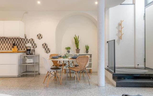 Moderno Loft a due passi dal lago