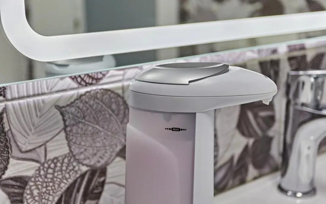 Parrot's House- Yumbo center