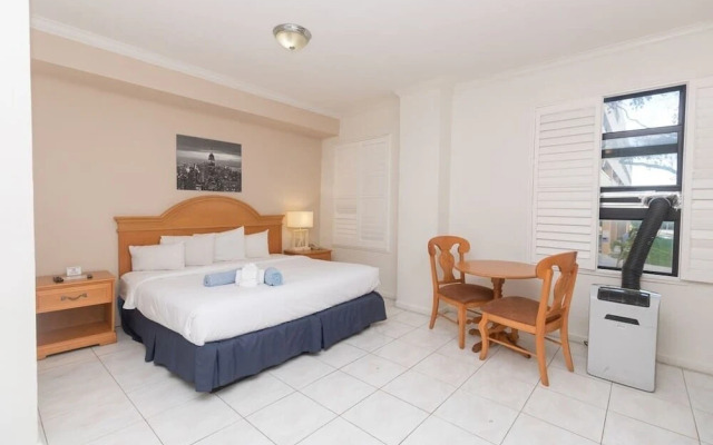 218 Studio Apt Hollywood Beach
