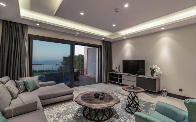 Red Rock Hotel & Suites by Selvese