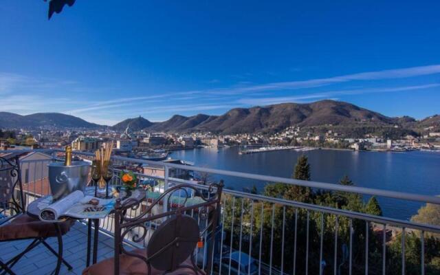 Lo Specchio Sul Lago - By House Of Travelers -