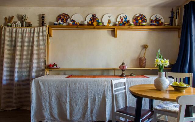 Art-Home (Арт-Хом) на 3-й линии Васильевского острова