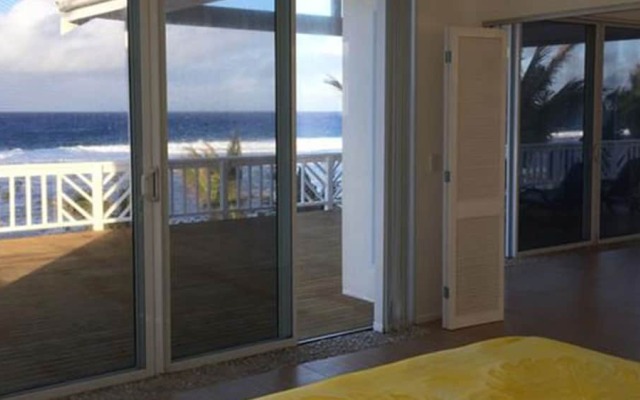 Seaside Beachfront Villas