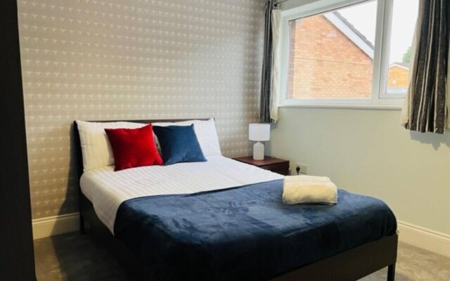 Overbury Lodge, Birmingham With Free Parking