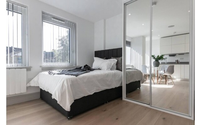 Finchley Modern Studio Apartments M