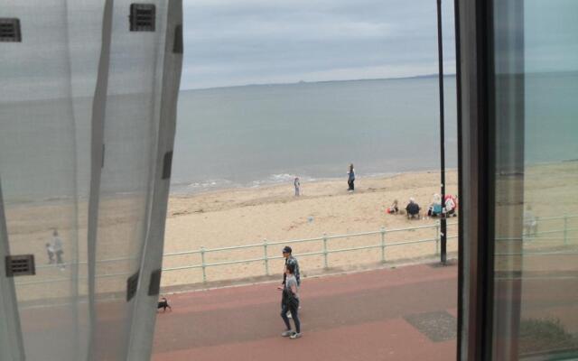 Edinburgh Beach View Apartment
