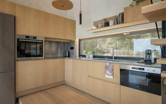 OPENNESS. House by the sea.