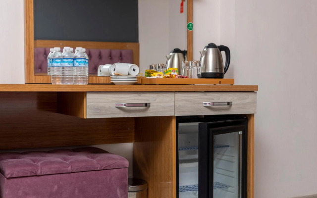Know Hotel & Hostel