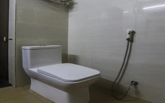 Hotel Starline by OYO Rooms