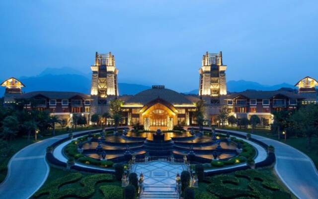 Ji Zhuang Hotel