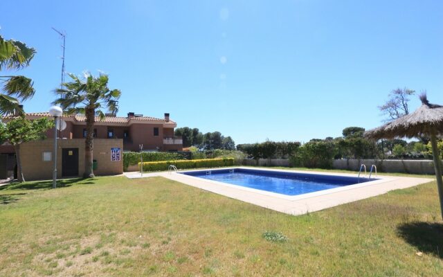 Casa Adosada Para 6 Personas en Cambrils