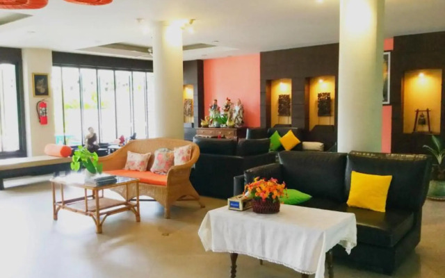 Thip Residence Boutique Hotel