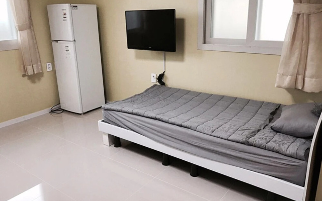 Seongsaneogeodeulang Guesthouse