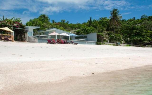 5 Bedroom Beachfront Villa SDV100-By Samui Dream Villas