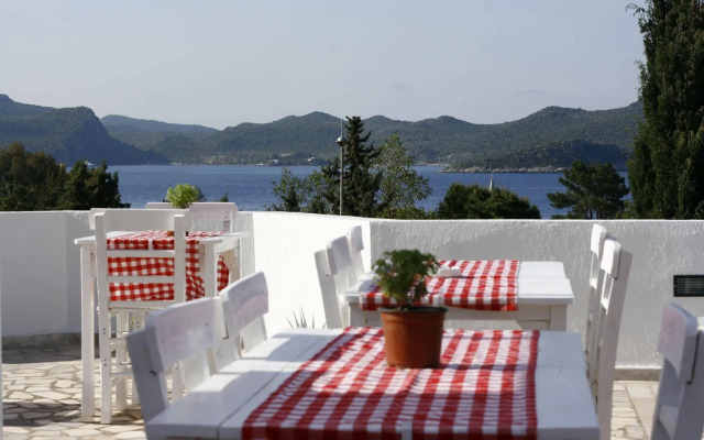 Hi̇mm Hotel