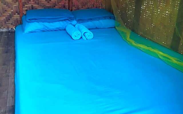 JUNJALs Backpackers Chalet