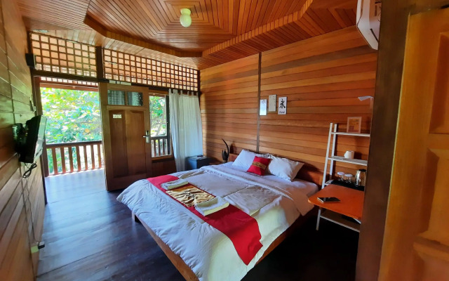 Hotel Besar Bulan Baru - Senggigi