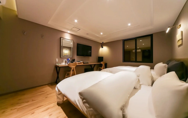Cherish Hotel
