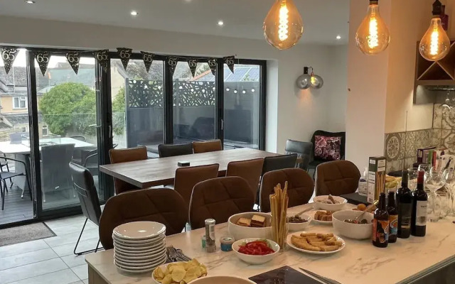 Captivating 5-bed House in Porthleven