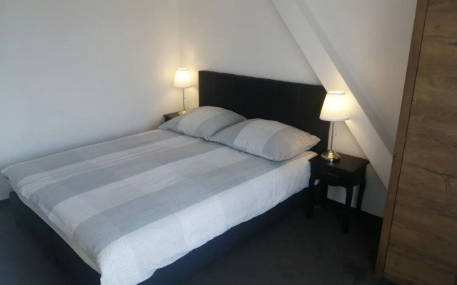 Filsdeger Royal Panzi