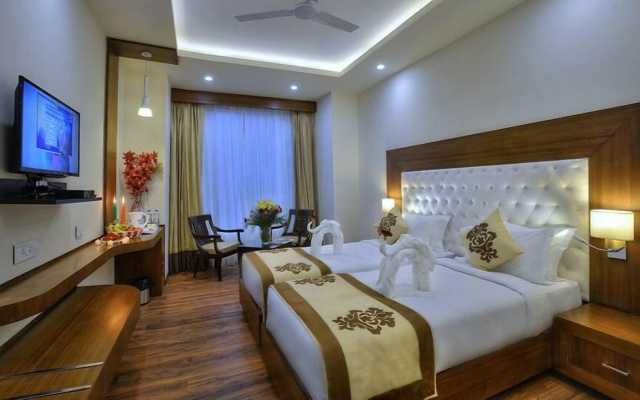 Hotel Seven Hills Tower – Guest Rooms – Agra