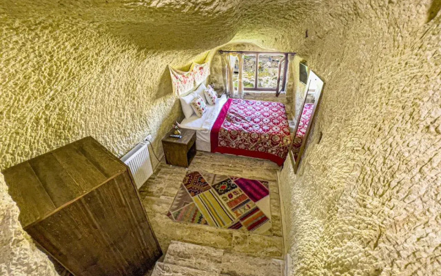 Heritage Cave Suites