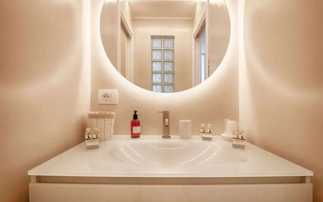 Regina Luxury Apartment