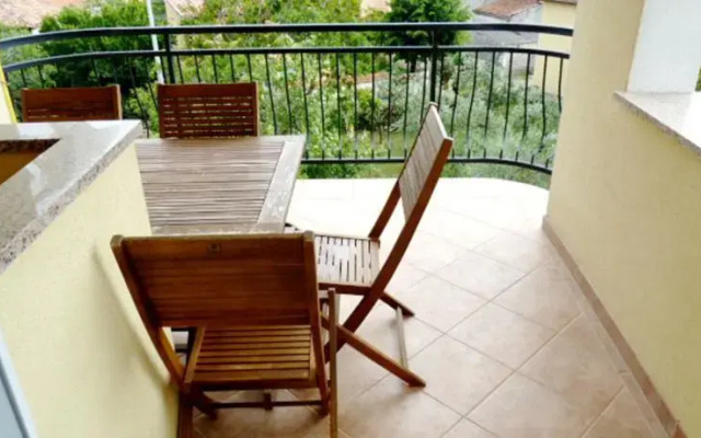 Apartment Karlo